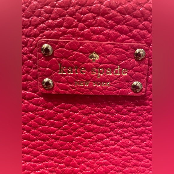 Kate Spade Coral Purse - Picture 4 of 15